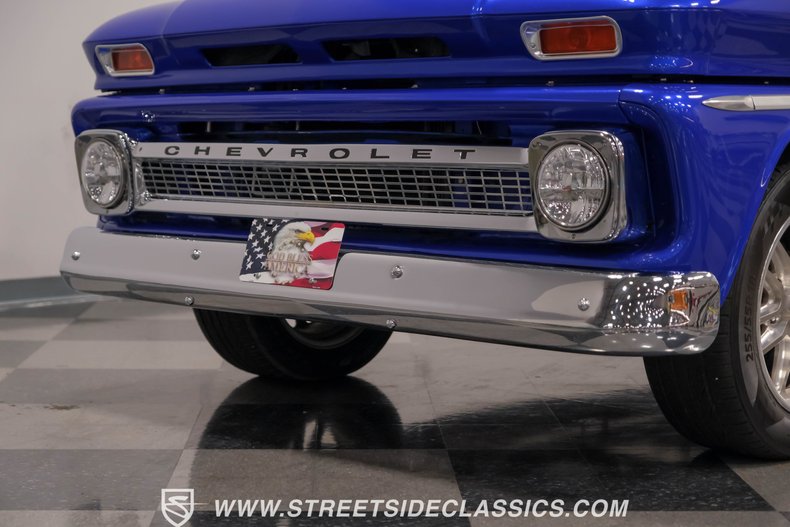 Chevrolet-C10-1966-Gravity-Blue-Pearl-Tan-20