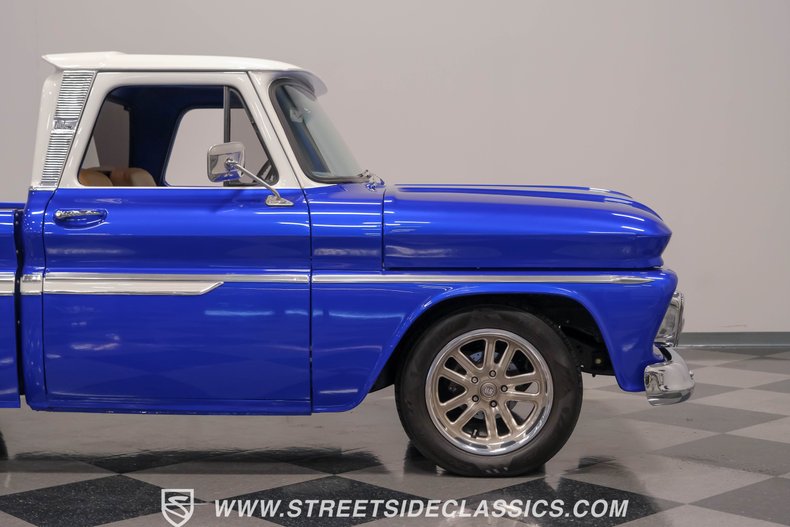 Chevrolet-C10-1966-Gravity-Blue-Pearl-Tan-25