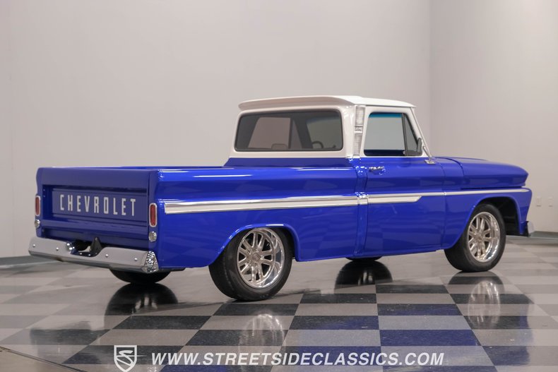 Chevrolet-C10-1966-Gravity-Blue-Pearl-Tan-27