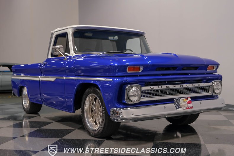 Chevrolet-C10-1966-Gravity-Blue-Pearl-Tan-28