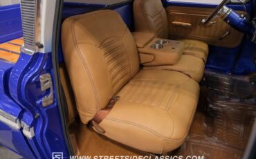 Chevrolet-C10-1966-Gravity-Blue-Pearl-Tan-36