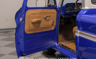 Chevrolet-C10-1966-Gravity-Blue-Pearl-Tan-38