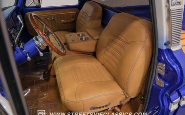Chevrolet-C10-1966-Gravity-Blue-Pearl-Tan-45