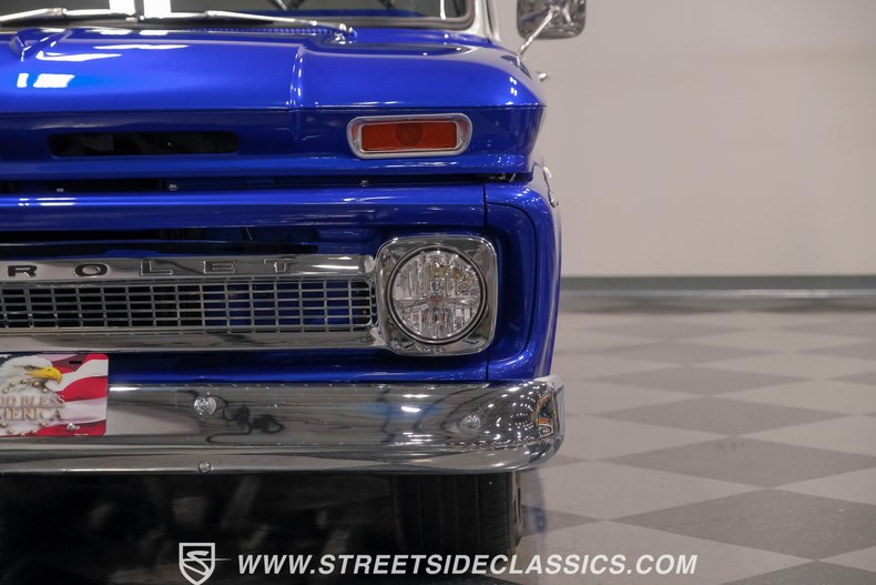 Chevrolet-C10-1966-Gravity-Blue-Pearl-Tan-6