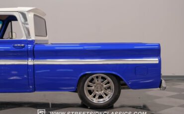 Chevrolet-C10-1966-Gravity-Blue-Pearl-Tan-7