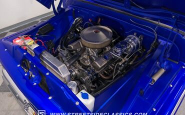 Chevrolet-C10-1966-Gravity-Blue-Pearl-Tan-9