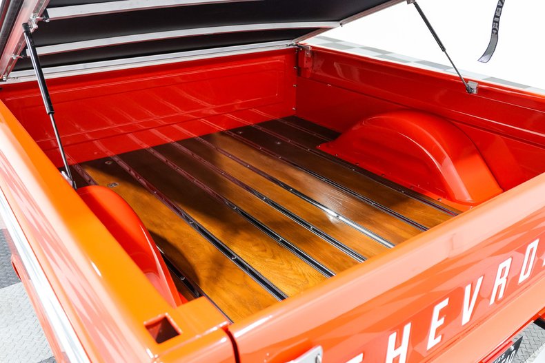 Chevrolet-C10-1966-Orange-Black-ampamp-White-Ho-18