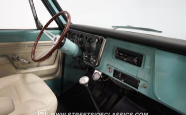 Chevrolet-C10-1967-Mint-Green-White-16