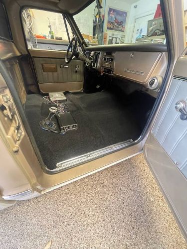 Chevrolet-C10-1968-16