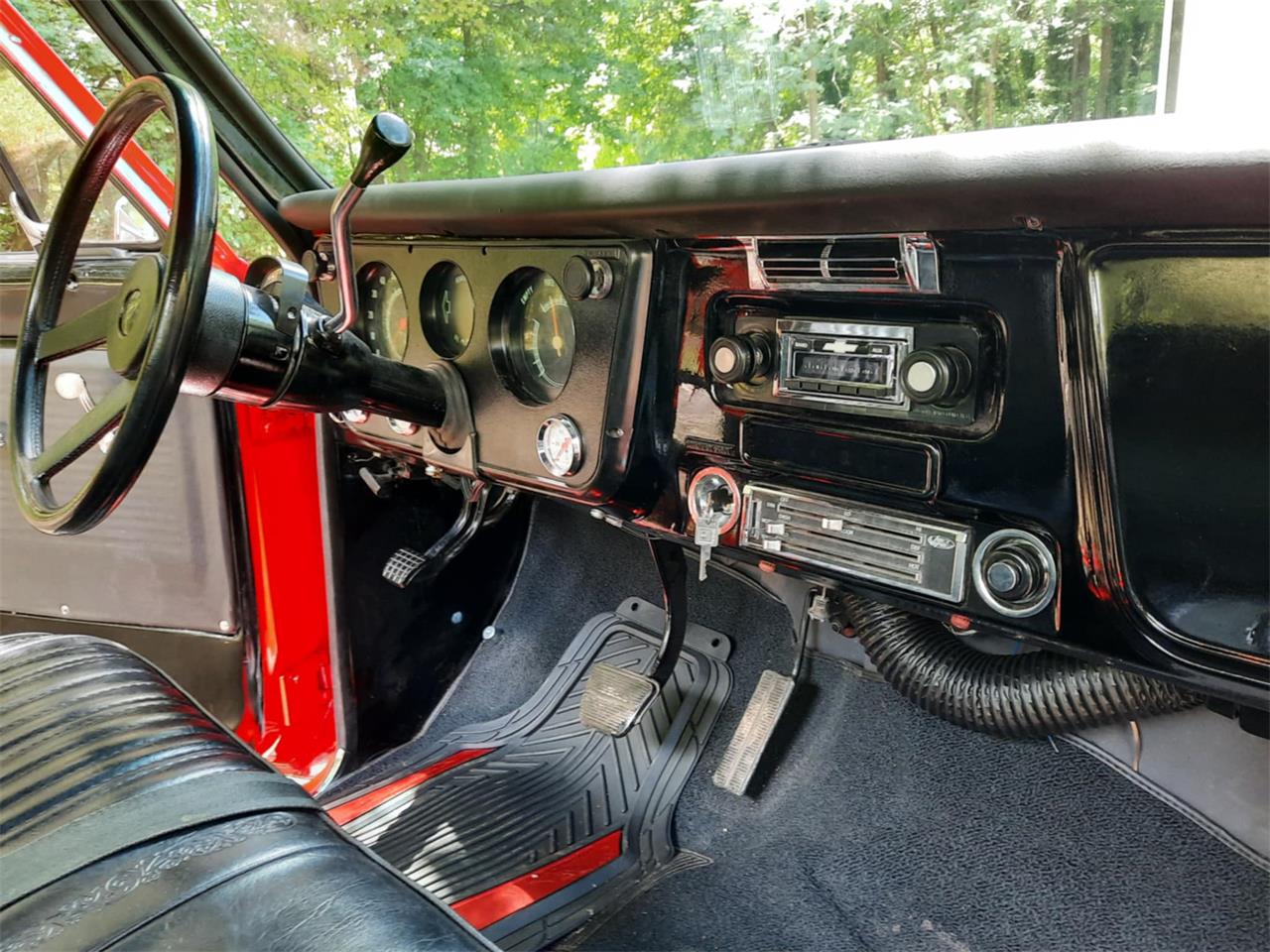 Chevrolet-C10-1971-Performance-Red-Black-13