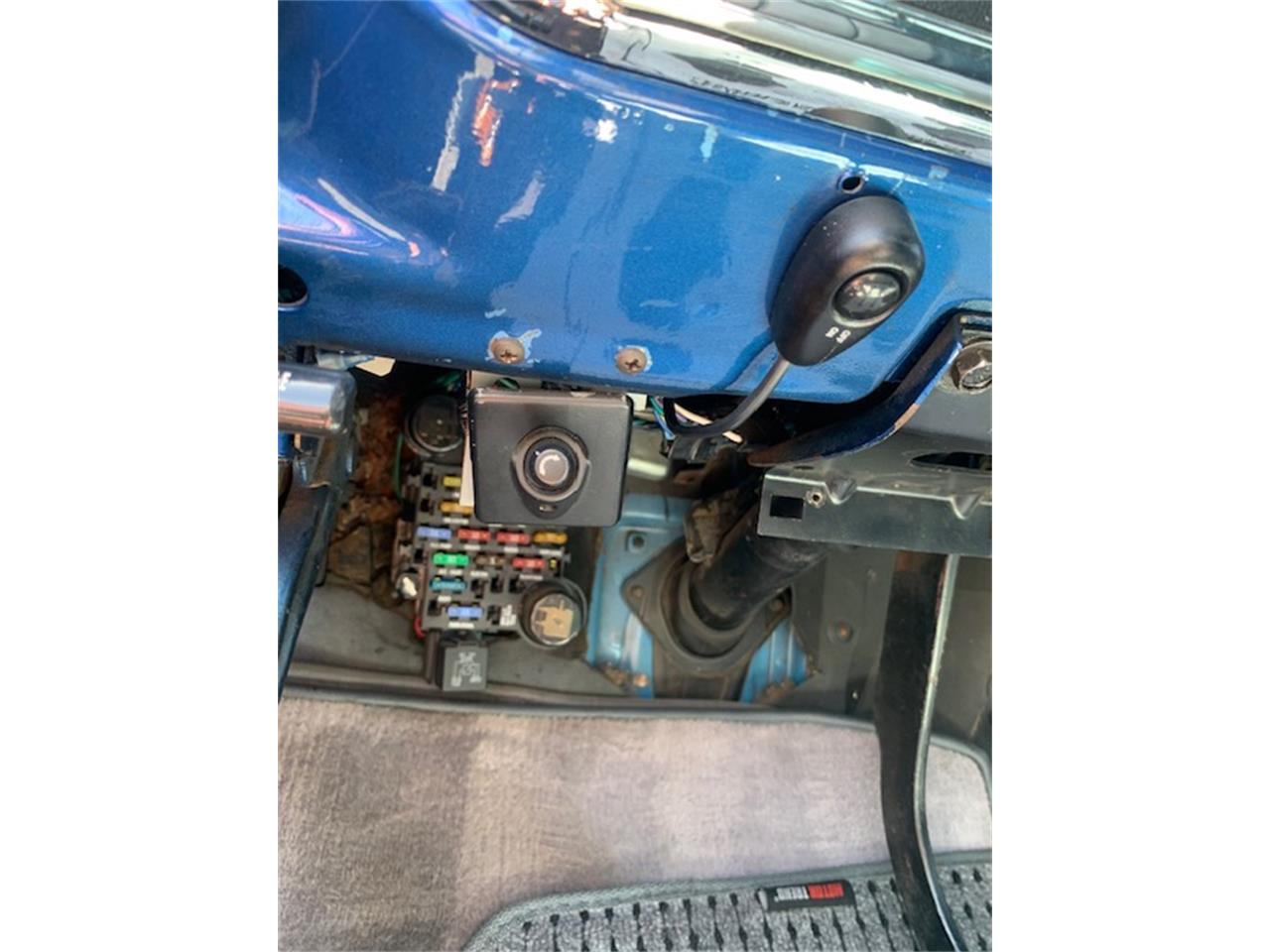 Chevrolet-C10-1972-Blue-and-white-Gray-8