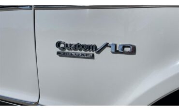 Chevrolet-C10-1972-Bright-White-Tan-Leather-12