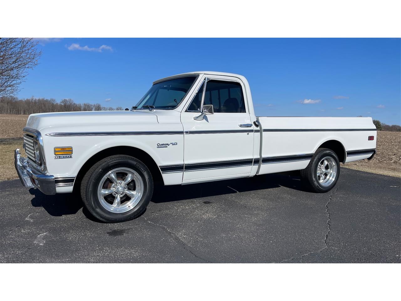 Chevrolet-C10-1972-Bright-White-Tan-Leather-5