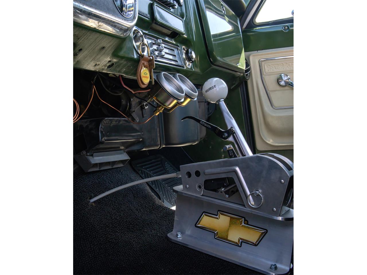 Chevrolet-C10-1972-Green-amp-White-Green-1