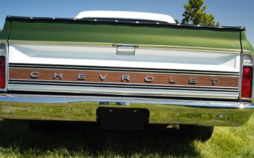 Chevrolet-C10-1972-Green-amp-White-Green-13