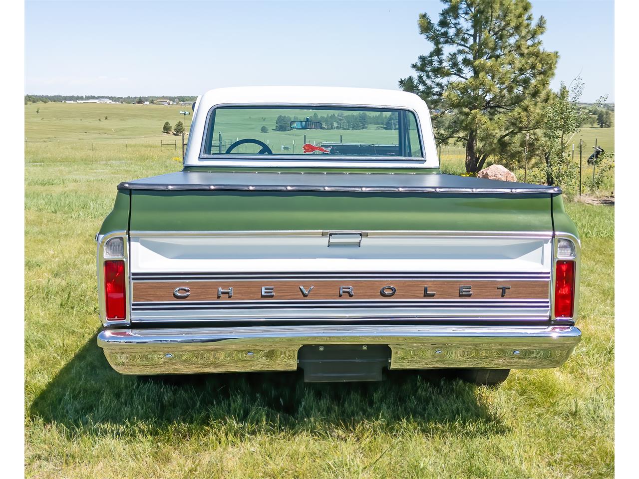 Chevrolet-C10-1972-Green-amp-White-Green-14
