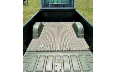 Chevrolet-C10-1972-Green-amp-White-Green-15