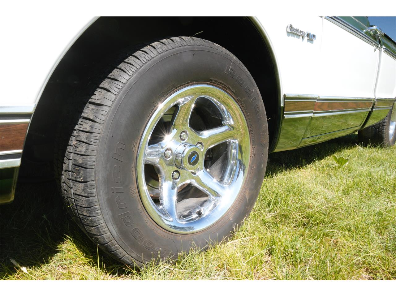 Chevrolet-C10-1972-Green-amp-White-Green-27