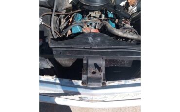 Chevrolet-C10-1972-White-BlueWhite-17