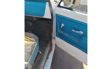 Chevrolet-C10-1972-White-BlueWhite-7