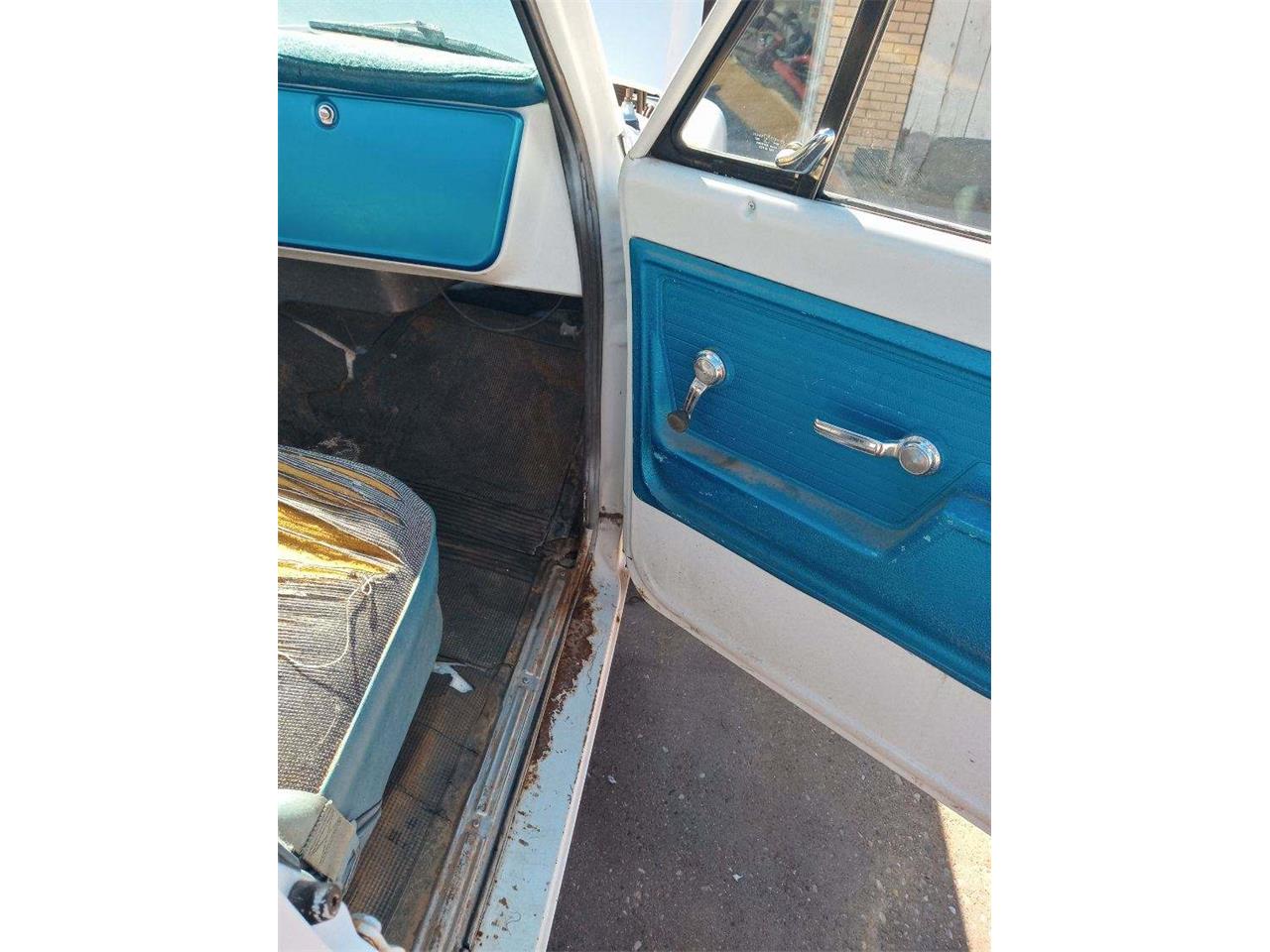 Chevrolet-C10-1972-White-BlueWhite-7