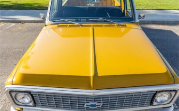 Chevrolet-C10-1972-White-and-Ochre-Black-and-gray-18