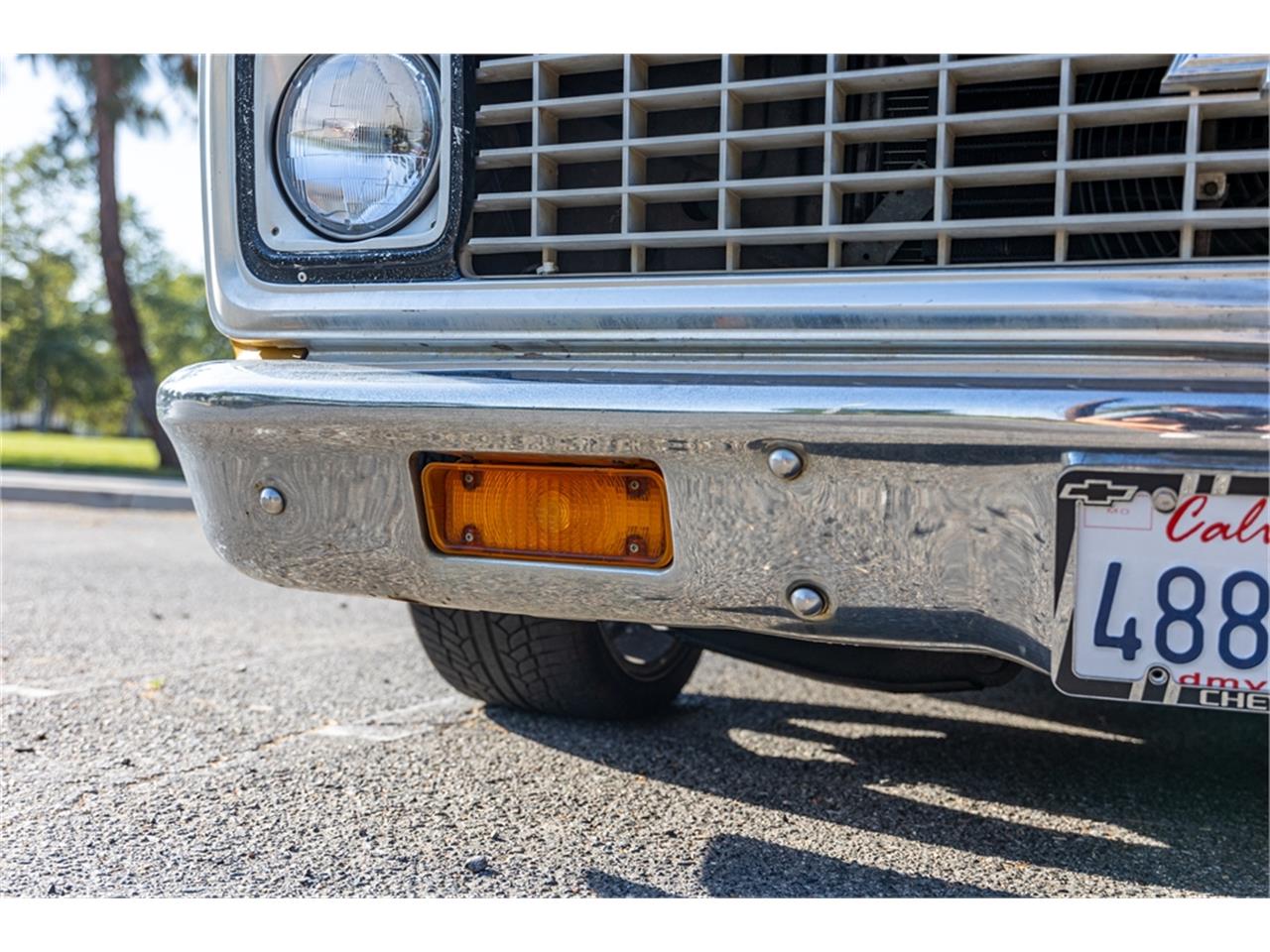 Chevrolet-C10-1972-White-and-Ochre-Black-and-gray-21