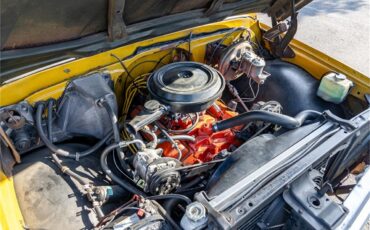 Chevrolet-C10-1972-White-and-Ochre-Black-and-gray-3