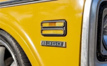 Chevrolet-C10-1972-White-and-Ochre-Black-and-gray-34