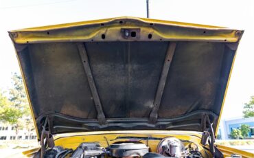 Chevrolet-C10-1972-White-and-Ochre-Black-and-gray-73