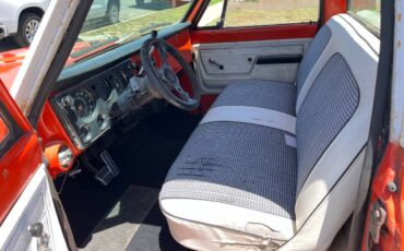 Chevrolet-C10-1972-orange-4