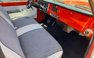 Chevrolet-C10-1972-orange-5