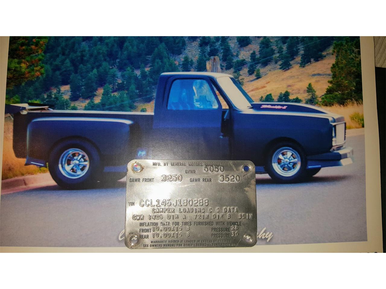 Chevrolet-C10-1976-Wrap-Roaring-Thunder-Dark-Metallic-Gray-25