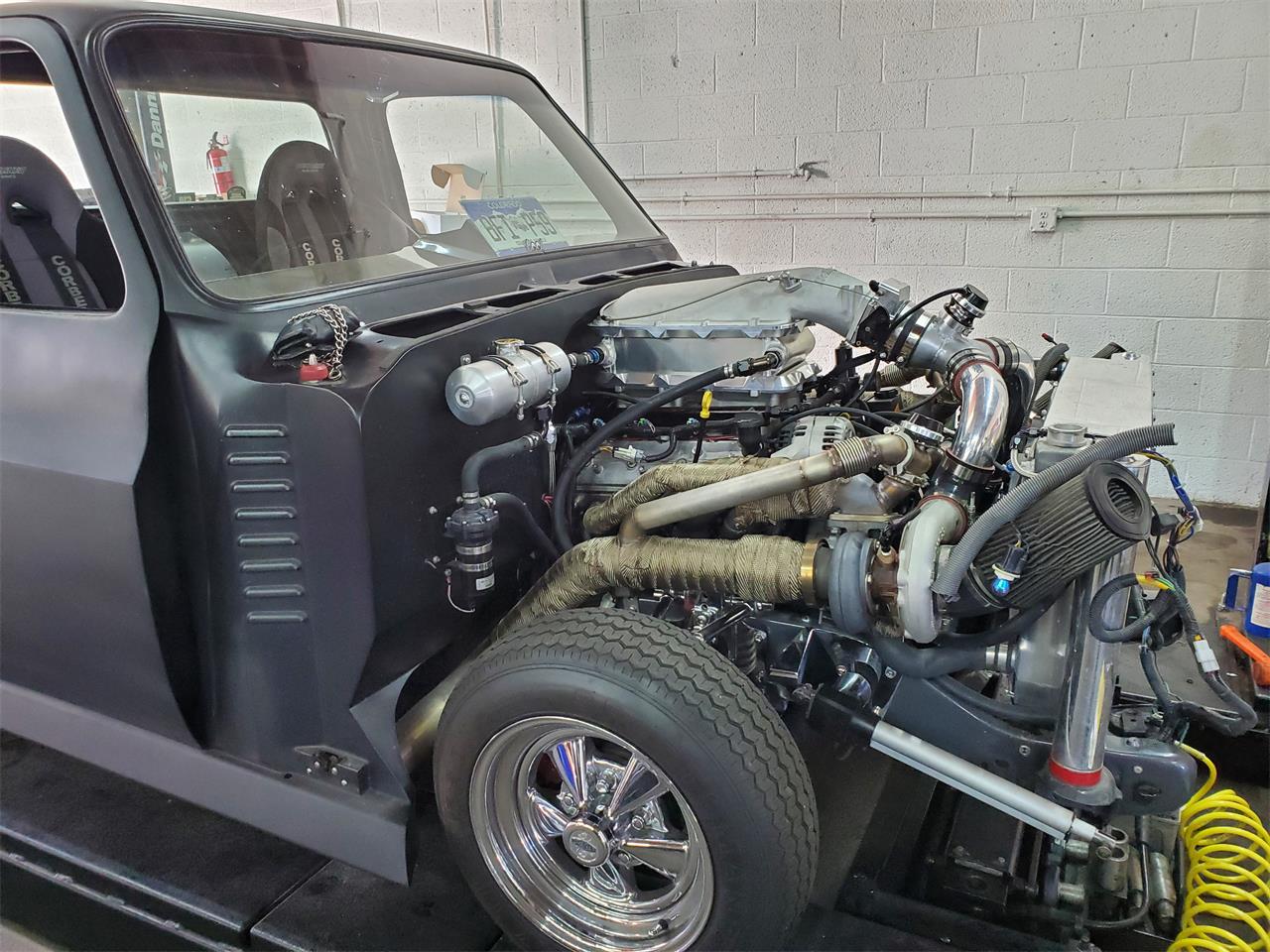 Chevrolet-C10-1976-Wrap-Roaring-Thunder-Dark-Metallic-Gray-5
