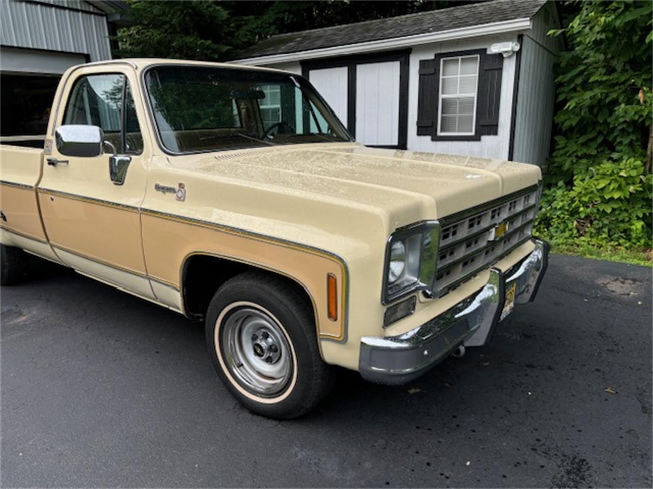 Chevrolet-C10-1977-Two-tone-beige-and-t-Tan-1