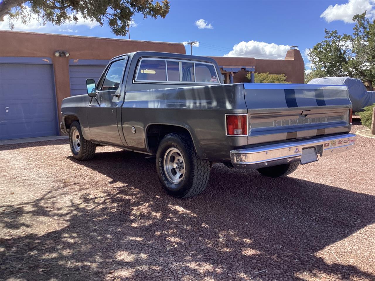 Chevrolet-C10-1978-grey-red-16