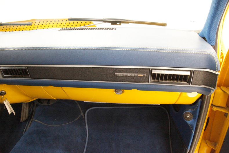 Chevrolet-C10-1980-Yellow-Blue-14