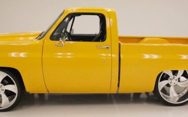 Chevrolet-C10-1980-Yellow-Blue-2