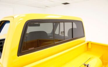 Chevrolet-C10-1980-Yellow-Blue-24