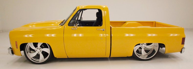 Chevrolet-C10-1980-Yellow-Blue-3