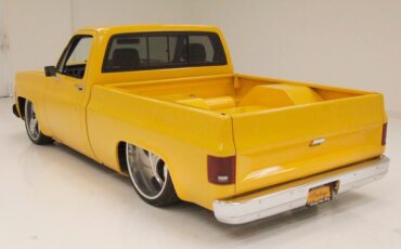 Chevrolet-C10-1980-Yellow-Blue-5