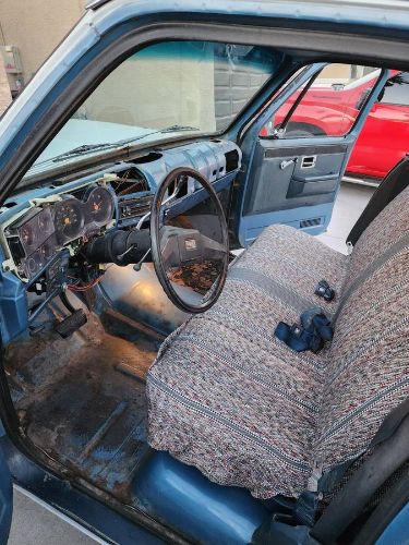 Chevrolet-C10-1981-6