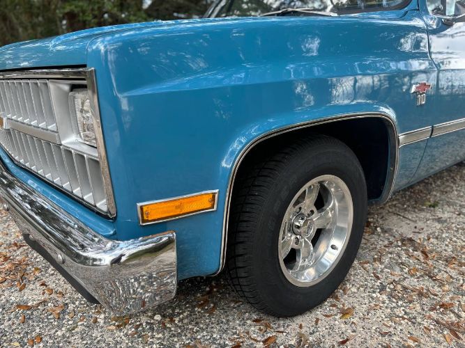 Chevrolet-C10-1981-Blue-16