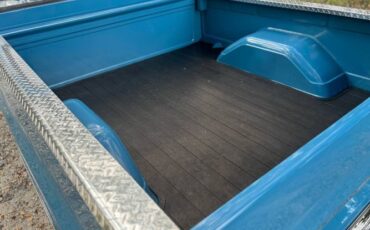 Chevrolet-C10-1981-Blue-17