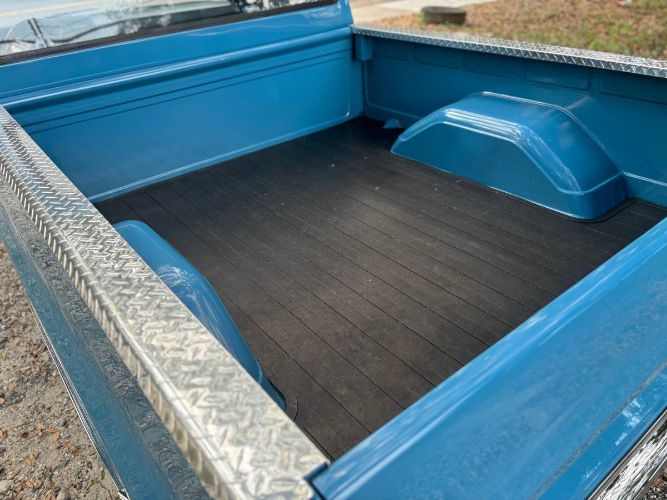 Chevrolet-C10-1981-Blue-17