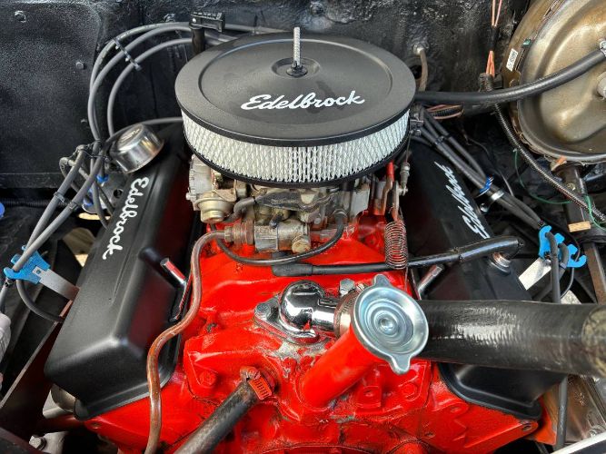 Chevrolet-C10-1981-Blue-7