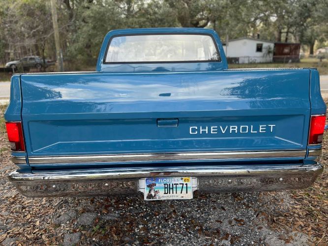 Chevrolet-C10-1981-Blue-9