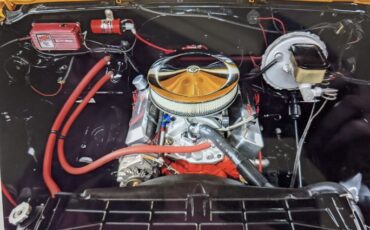 Chevrolet-C10-1982-Yellow-Gray-Cloth-4