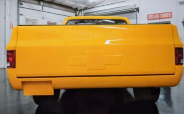 Chevrolet-C10-1982-Yellow-Gray-Cloth-9