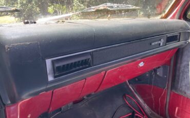Chevrolet-C10-1982-red-15